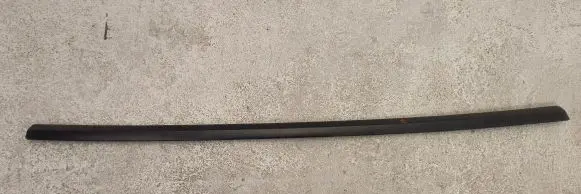 Tesla Model 3 Front door trim (molding) 1080745-00-I