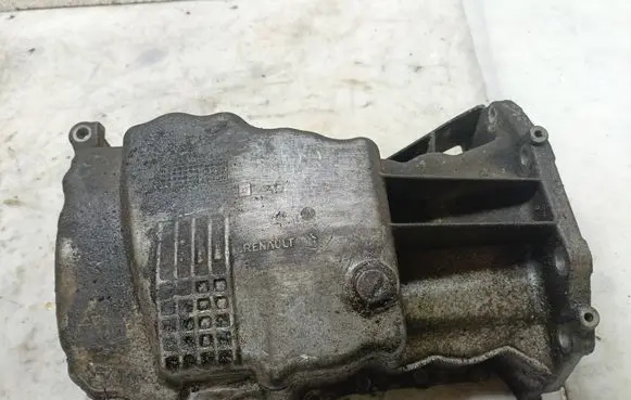 Oil sump
