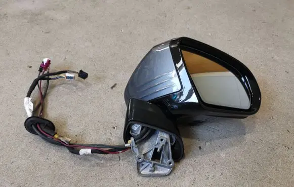 Mercedes-Benz CLS C257 Front door electric wing mirror A2578103600