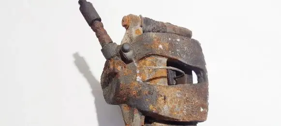 Fiat Idea Front brake caliper