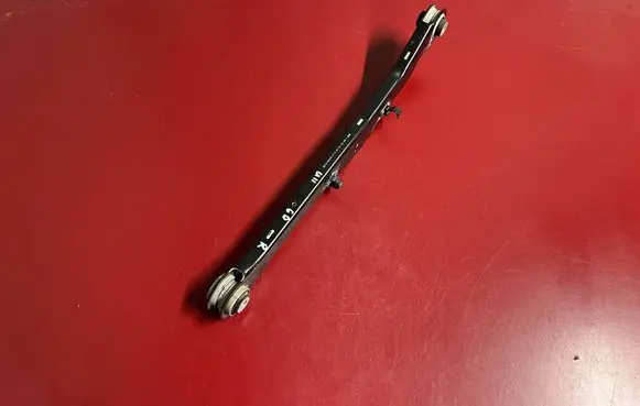 BMW X1 U11 Rear control arm 6895885