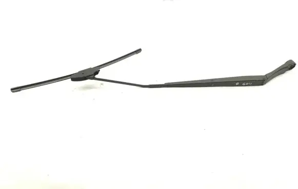 Windshield/front glass wiper blade