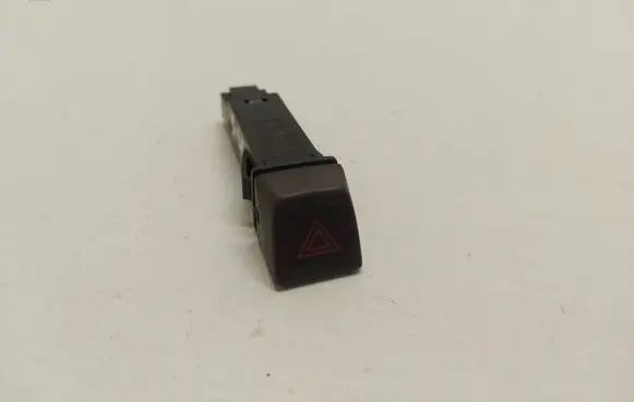 Volvo S40 Hazard light switch 30739296 05W315