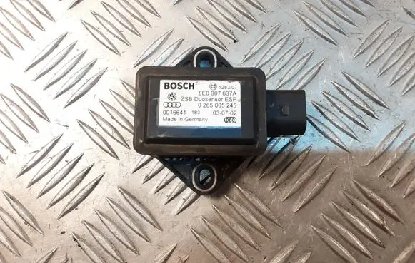 Audi A4 S4 B6 8E 8H ESP acceleration yaw rate sensor 8E0907637A