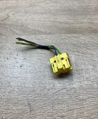 Audi A6 S6 C5 4B Plug wire 8A0972986