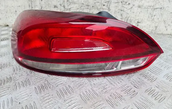 Volkswagen Scirocco Rear/tail lights 1K8945095M 89319911