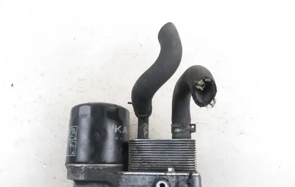 Ford Focus Oil filter mounting bracket YS6Q6L686AB 7S6Q6B624BB