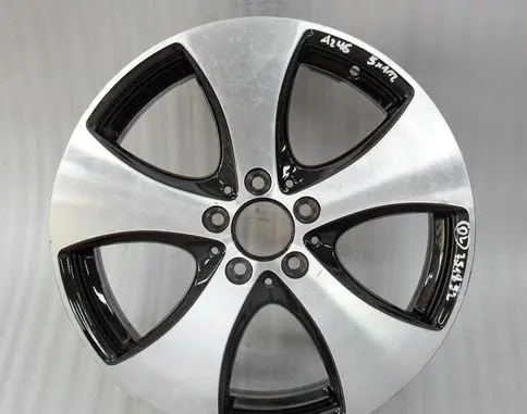 Mercedes-Benz B W246 W242 R18 alloy rim 