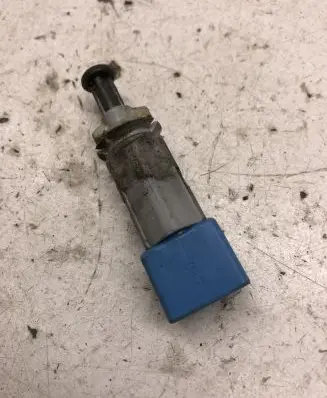 Mitsubishi Colt Brake pedal sensor switch MR977585
