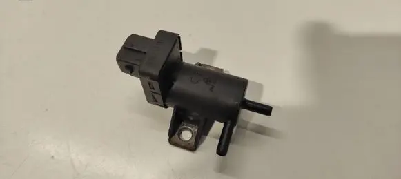 Mitsubishi Space Star Turbo solenoid valve 89018 7700113709