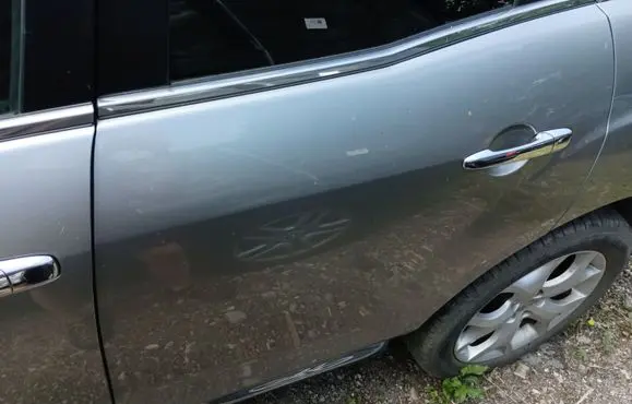 Mazda CX-7 Rear door