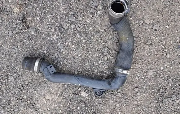 Ford Escape III Air intake hose/pipe 3419