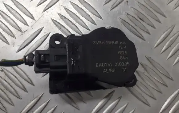 Ford Focus C-MAX A/C air flow flap actuator/motor 3M5H-19E616-AA