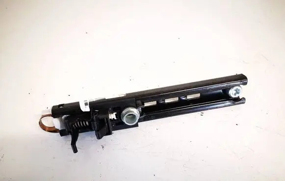 Opel Corsa D Seat belt adjustment rail 13153271