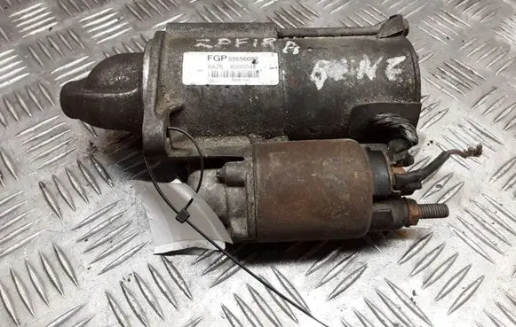 Opel Zafira B Starter motor 55556092 8000048