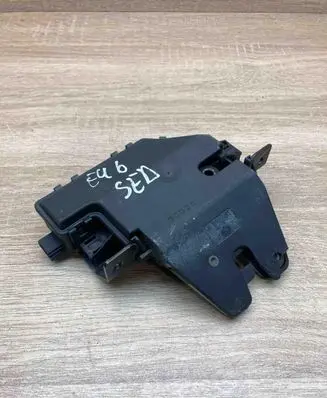 BMW 3 E46 Tailgate/trunk/boot lock/catch/latch 8196401 USED