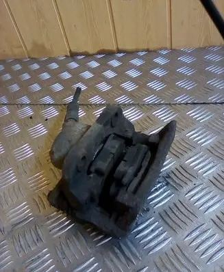 Renault Clio II Front brake caliper