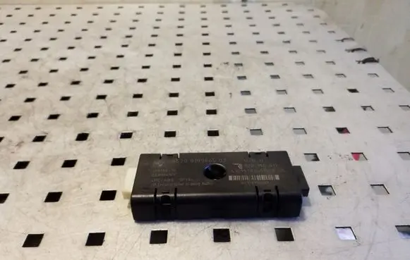 BMW 5 F10 F11 Other devices 6520919986503 10819610