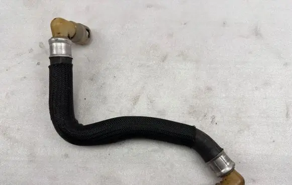 Volvo XC90 Engine coolant pipe/hose BR3318K579AB