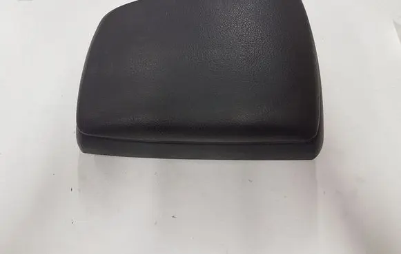 KIA Sorento Armrest 070401 843703E900