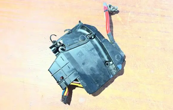 Ford Focus Positive wiring loom AV6T14A067BB