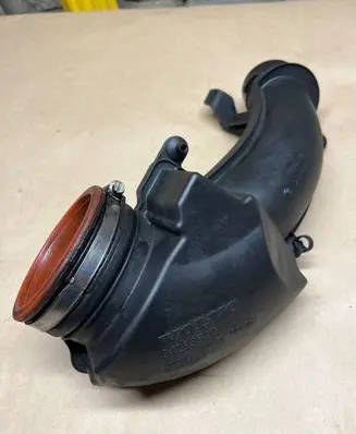 Intake resonator