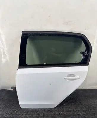 Volkswagen Up Rear door