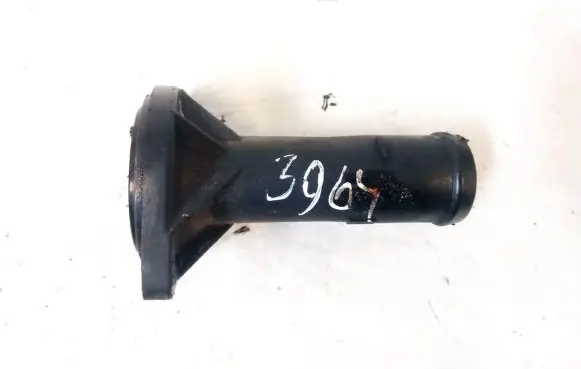 Volkswagen Golf IV Engine coolant pipe/hose 038121121