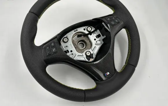 BMW 1 E82 E88 Steering wheel