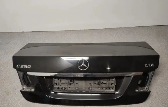 Mercedes-Benz E W212 Tailgate/trunk/boot lid A2127500975