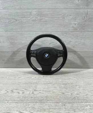 BMW 5 F10 F11 Steering wheel 6102364