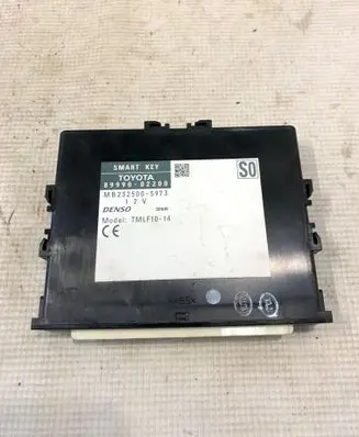 Toyota Auris E180 Keyless (KESSY) go control unit/module 8999002200 MB2325005973