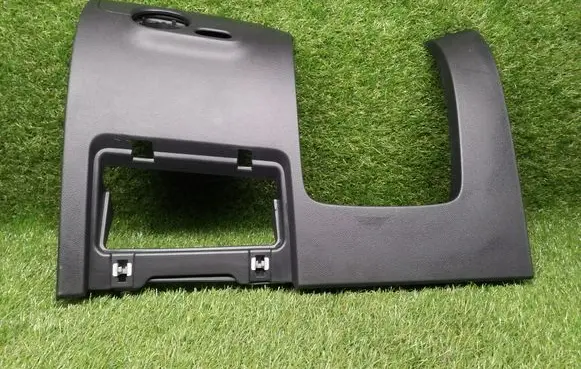 Volkswagen Jetta VI Dashboard lower bottom trim panel 5C7858365C