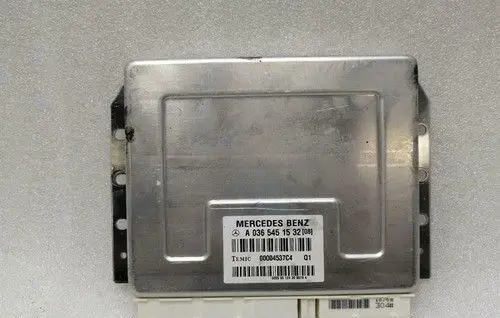 Mercedes-Benz E W211 Air suspension control unit module (rear) A0365451532