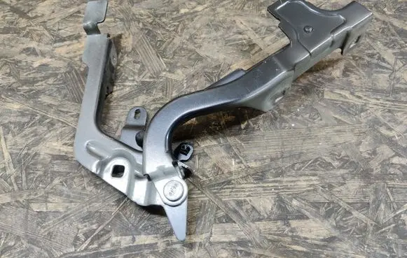 Citroen DS7 Crossback Engine bonnet/hood hinges 9829653680