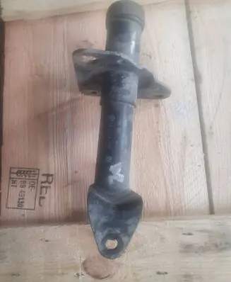 Volkswagen PASSAT B5 Front bumper mounting bracket 3B0807133 02310027