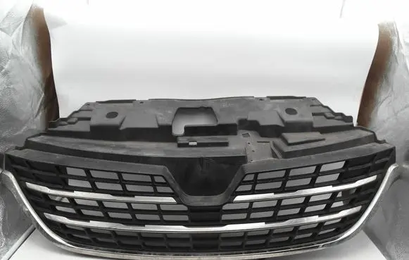 Renault Trafic III (X82) Front bumper upper radiator grill 623109221R