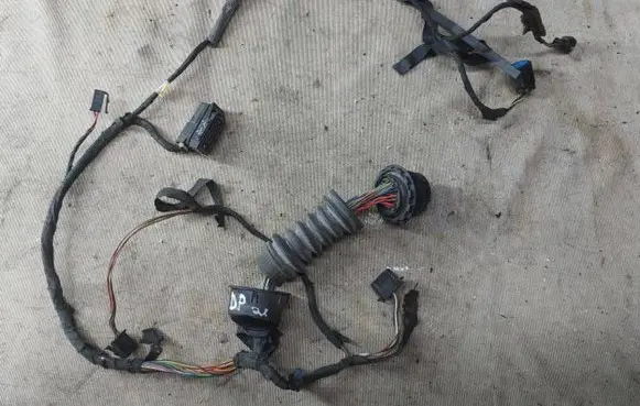 Ford Galaxy Front door wiring loom 1h0959385 9886960H