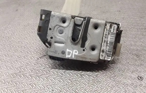 Jeep Patriot Front door lock P04589416AE