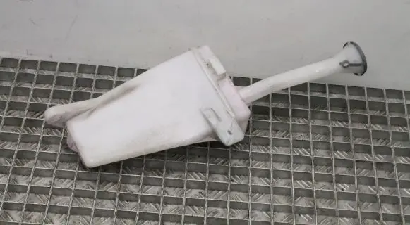 Nissan Micra Windshield washer fluid reservoir/tank