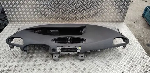 Renault Scenic III - Grand scenic III Dashboard 1012174001 681000016R 681000028R
