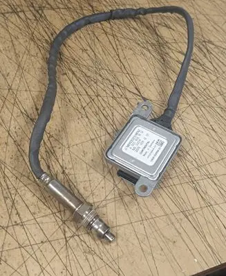 Mercedes-Benz C W205 Lambda probe sensor A0009051512