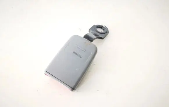 Mitsubishi Outlander Front seatbelt buckle