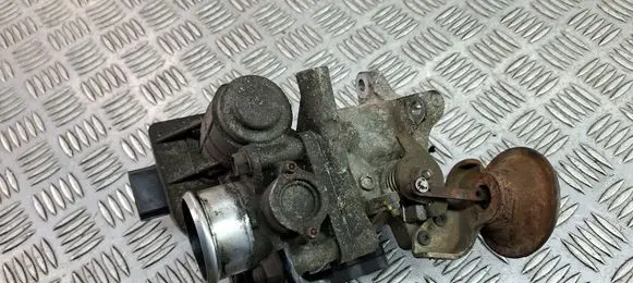 Honda CR-V Throttle body valve