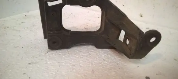 Audi A6 S6 C5 4B Front bumper mounting bracket 4B0853922B