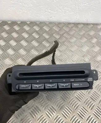 Chrysler Voyager CD/DVD changer P56038531AD