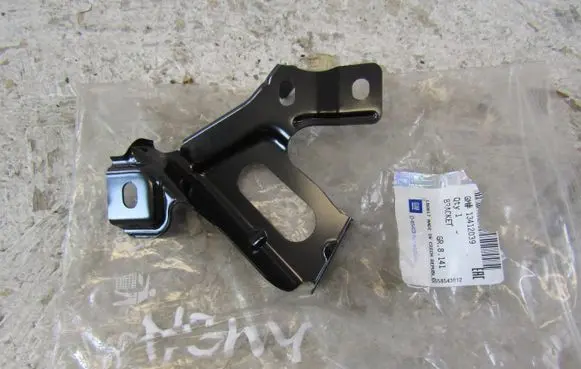 Opel Astra K Fender mounting bracket 13412039