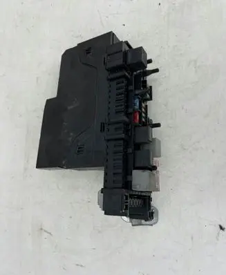 Mercedes-Benz E W212 Fuse module A2129060105