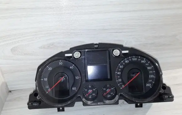 Volkswagen PASSAT B6 Speedometer (instrument cluster) A2C53145550