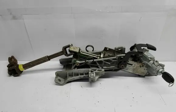 Ford Focus C-MAX Steering wheel axle 4M513C529AA ZG511361G ZG520149B